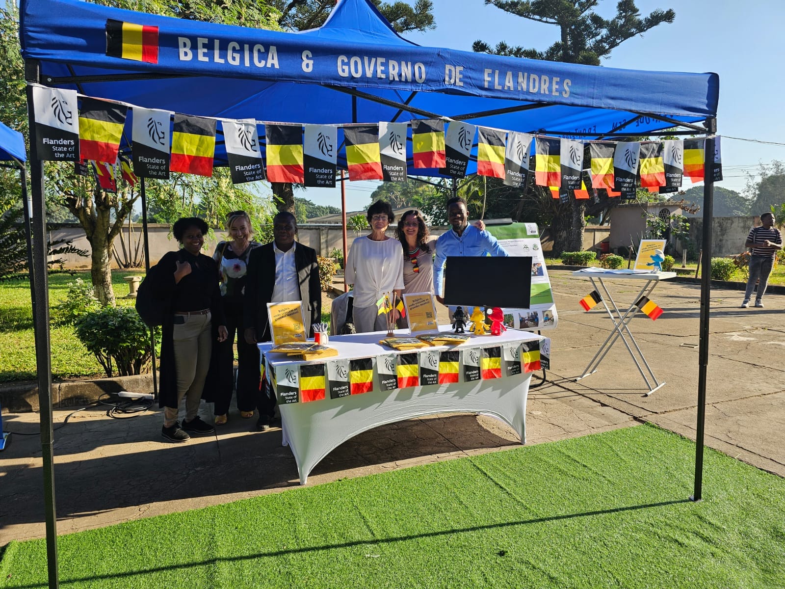 The research group of Prof. Cugala (EMU) and Ms Alveoet from the Diplomatic Office of Belgium in Mozambique