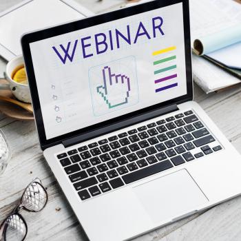 https://www.freepik.com/free-photo/webinar-links-seo-hand-cyberspace-concept_17130010.htm